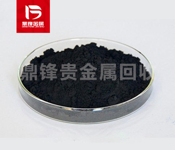 The use of silver slurry and how to treat and recycle its waste